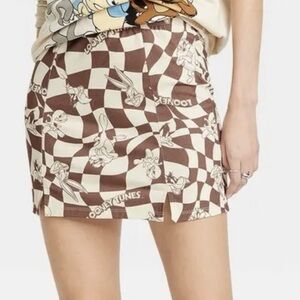 NEW Warner Bros. Looney Tunes Large Brown/Tan graphic mini skirt
